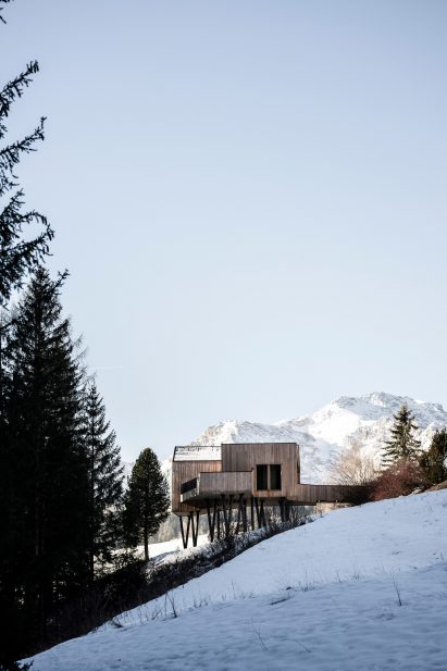 Exterior photo of the Olympic Spa Hotel