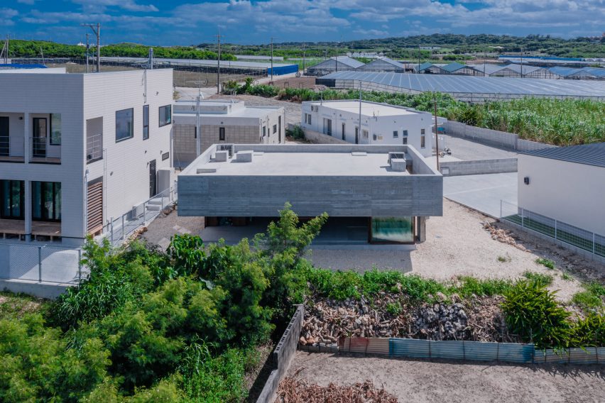 Exterior of One-Legged House in Japan by IGArchitects