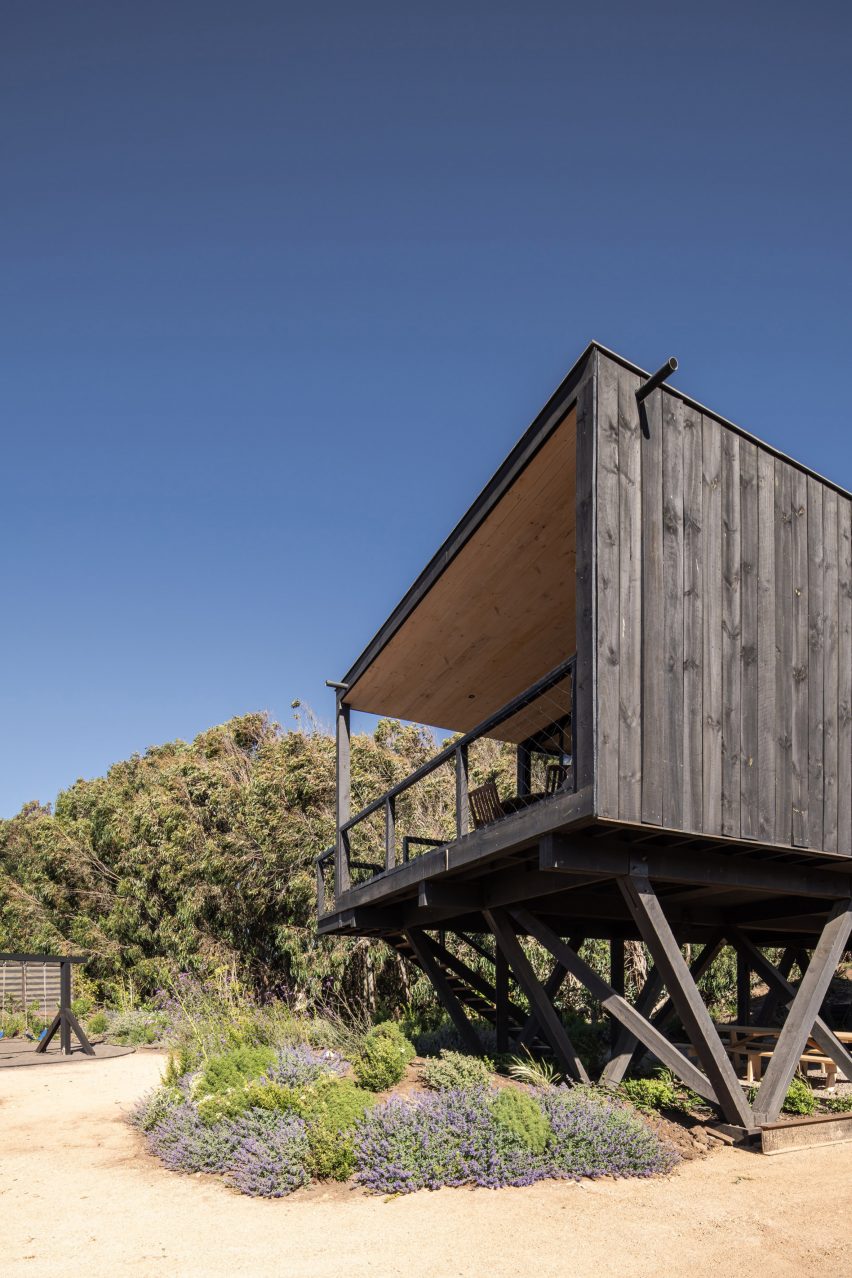 Pratt House by ERRE Arquitectos