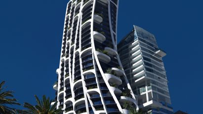 Twisting skyscraper by MAD