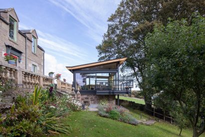 Exterior of Rescobie Pavilion by Kris Grant Architect