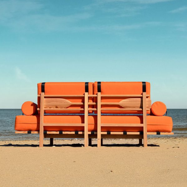 Flood-proof Bliss sofa turns into emergency life raft