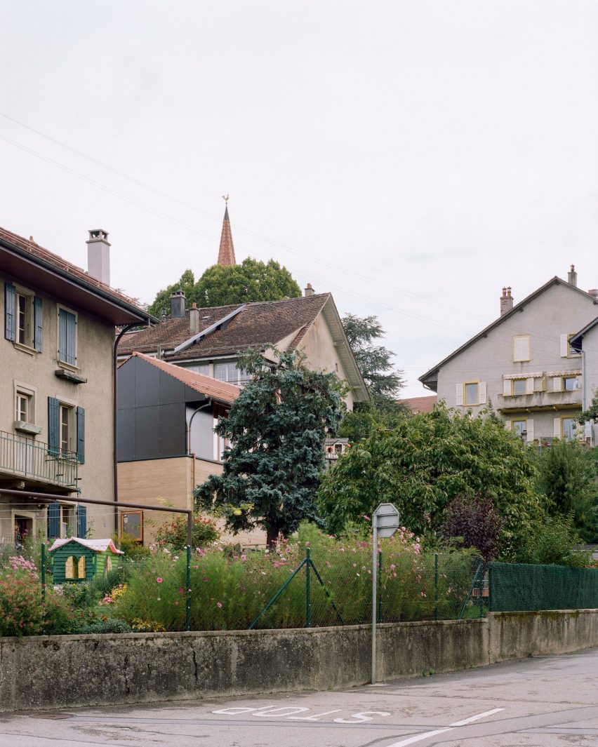 The exterior of The Recipe house in Switzerland by Madeleine Architectes