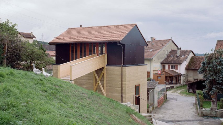 The exterior of The Recipe house in Switzerland by Madeleine Architectes