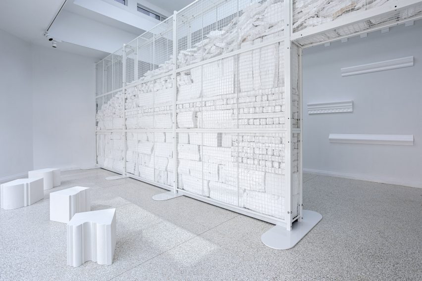 Li exhibition in US pavilion