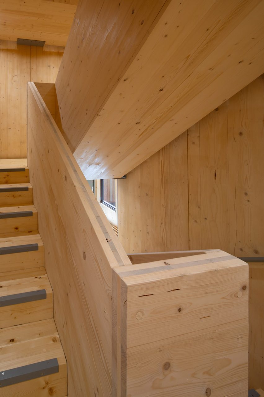 Waechter Architecture all wood building oregon