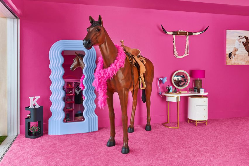 Barbie's Malibu Dreamhouse