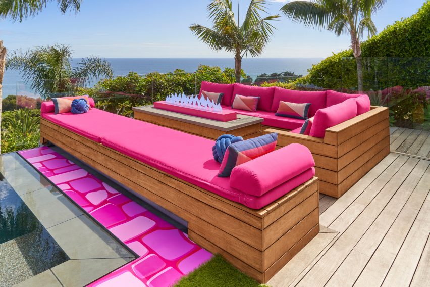 Barbie's Malibu Dreamhouse