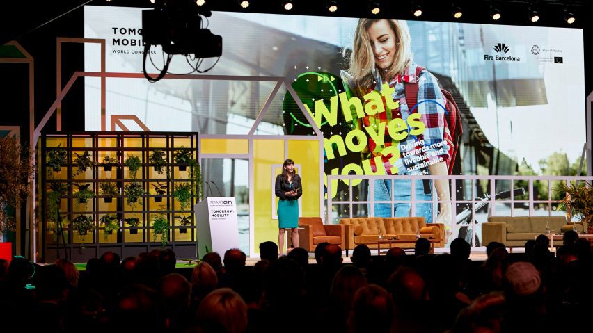 Photo of a talk at the Tomorrow. Mobility World Congress
