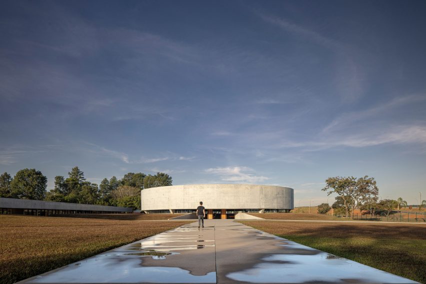 Church of the Holy Family by ARQBR