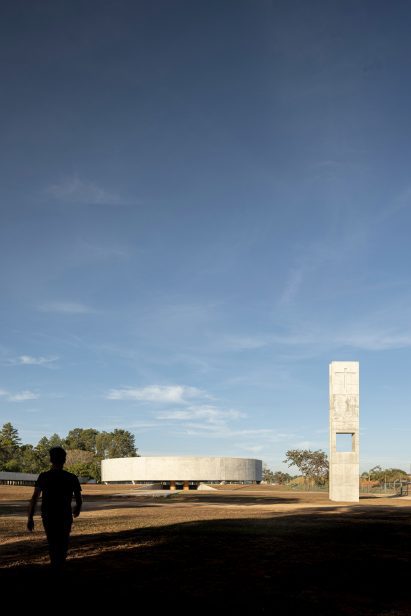Monolithic concrete steeple