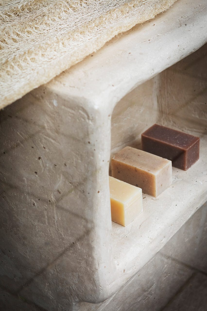 Displays made from salvaged materials