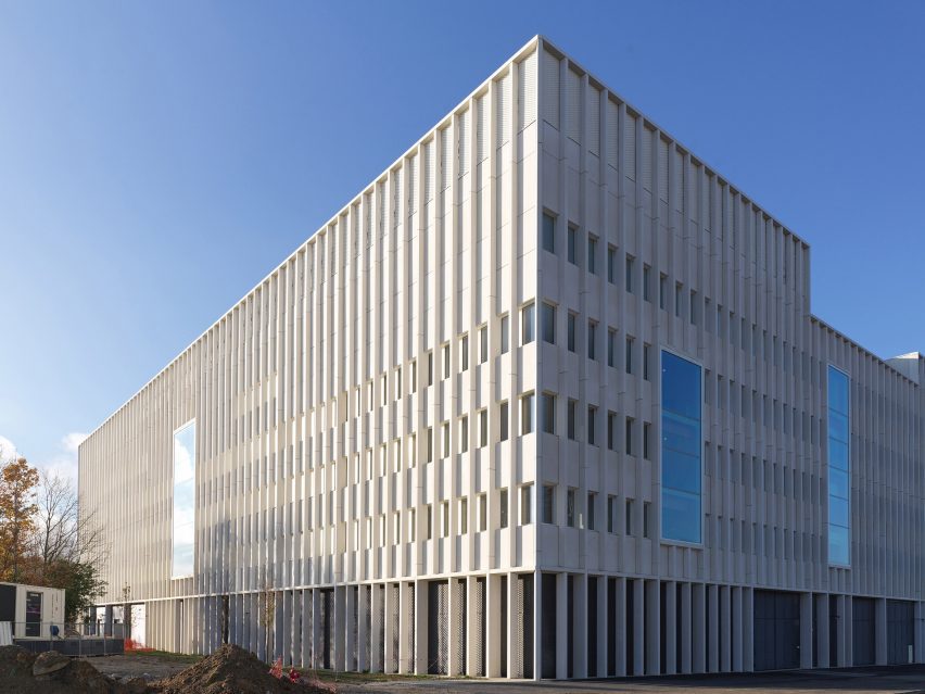 Exterior of Biology-Pharmacy-Chemistry Research and Education Complex by Bernard Tschumi