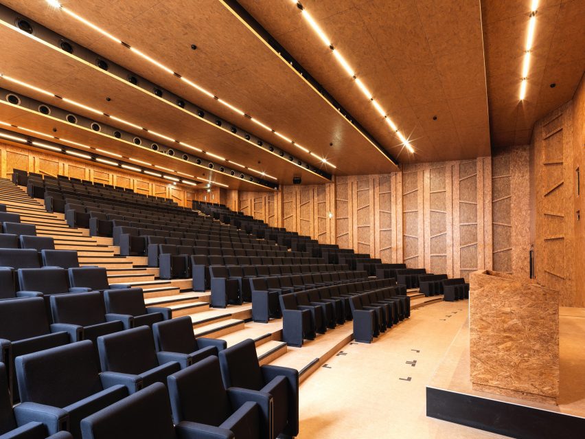 Interior of Biology-Pharmacy-Chemistry Research and Education Complex by Bernard Tschumi