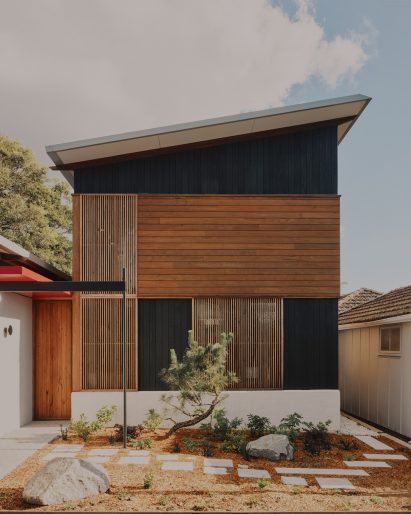 Exterior of Butterfly House in Australia by Dane Taylor Design