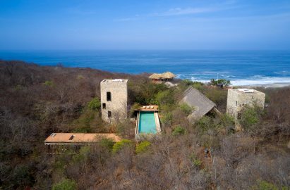 The Cometa House on the coast of Mexico
