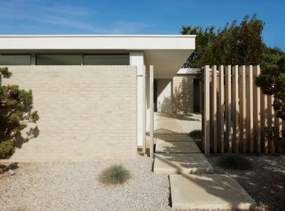 Entrance of Case House by Ström Architects