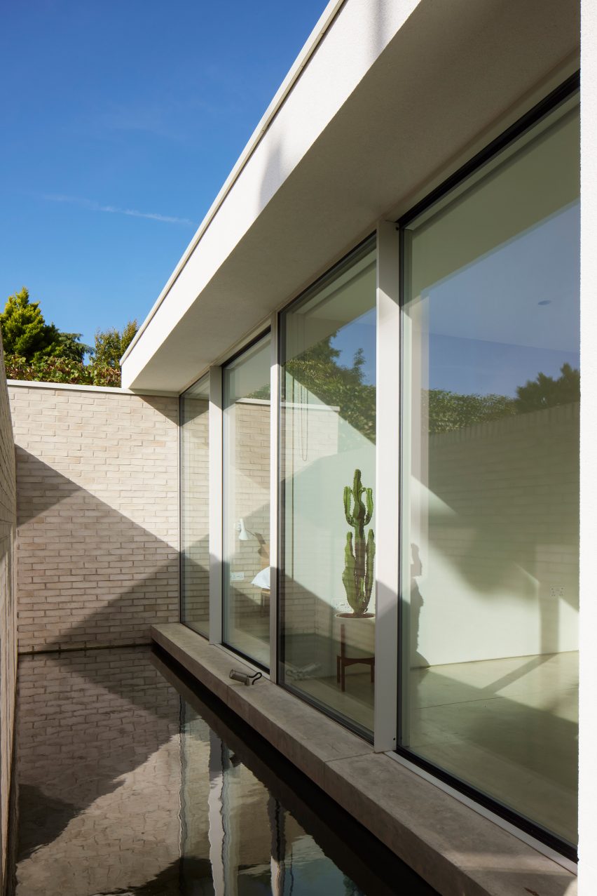 Exterior of Case House by Ström Architects