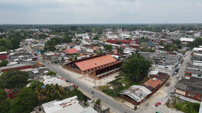 Aerial photograph of the Casa de Musica school by Colectivo C733