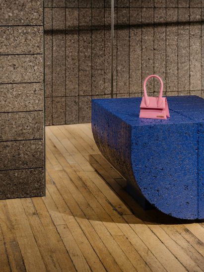 Semi-circular plinth with ultramarine coating