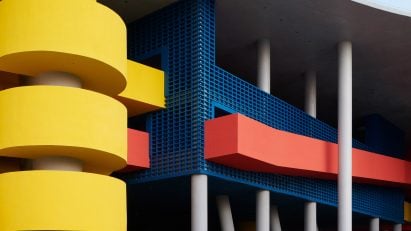 Colourful school by Trace Architecture