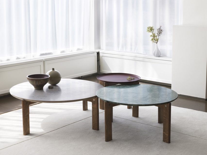 Photo of the Iris coffee table