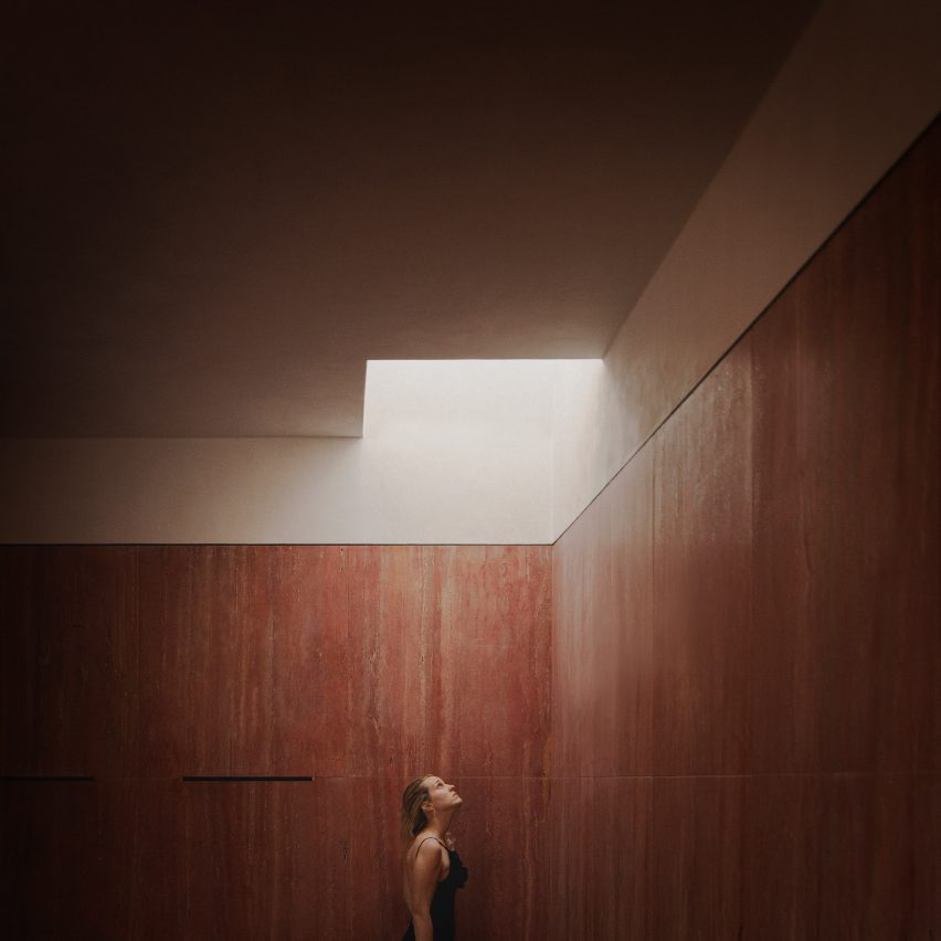 La Casa de los Olivos in Valencia by Balzar Arquitectos