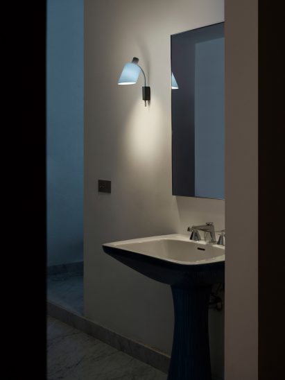 Wall lamp by Charlotte Perriand
