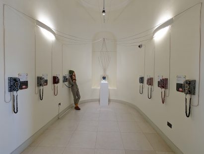 ImPrinting: the artist's brain by Beatie Wolfe