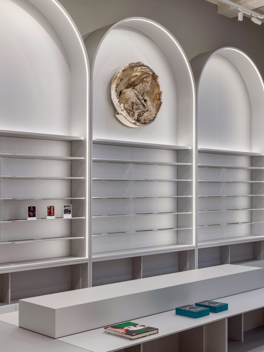 National Portrait Gallery shops in London by Alex Cochrane Architects