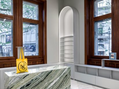 Green marble counter in National Portrait Gallery shops