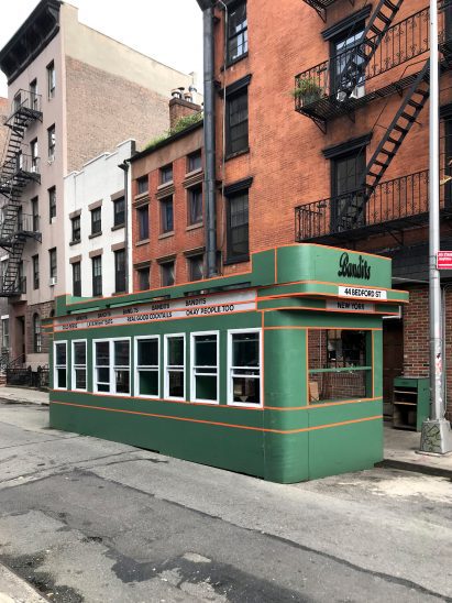 Bandits outdoor dining shelter in New York City