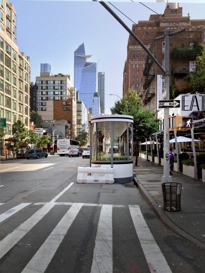 Empire outdoor dining shelter in New York City