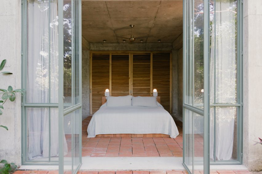 Nico Loma Alta by Hybrid and Palma