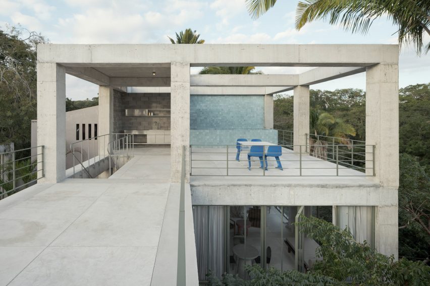 Nico Loma Alta by Hybrid and Palma