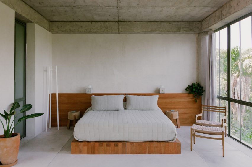 Nico Loma Alta by Hybrid and Palma