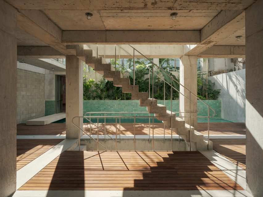 Nico Loma Alta by Hybrid and Palma
