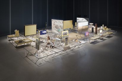 Large open diorama at Oltre Terra exhibition
