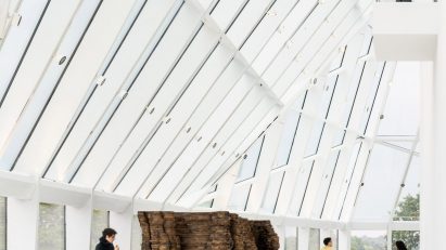 OMA envelopes Buffalo art museum extension in transparent “veil”
