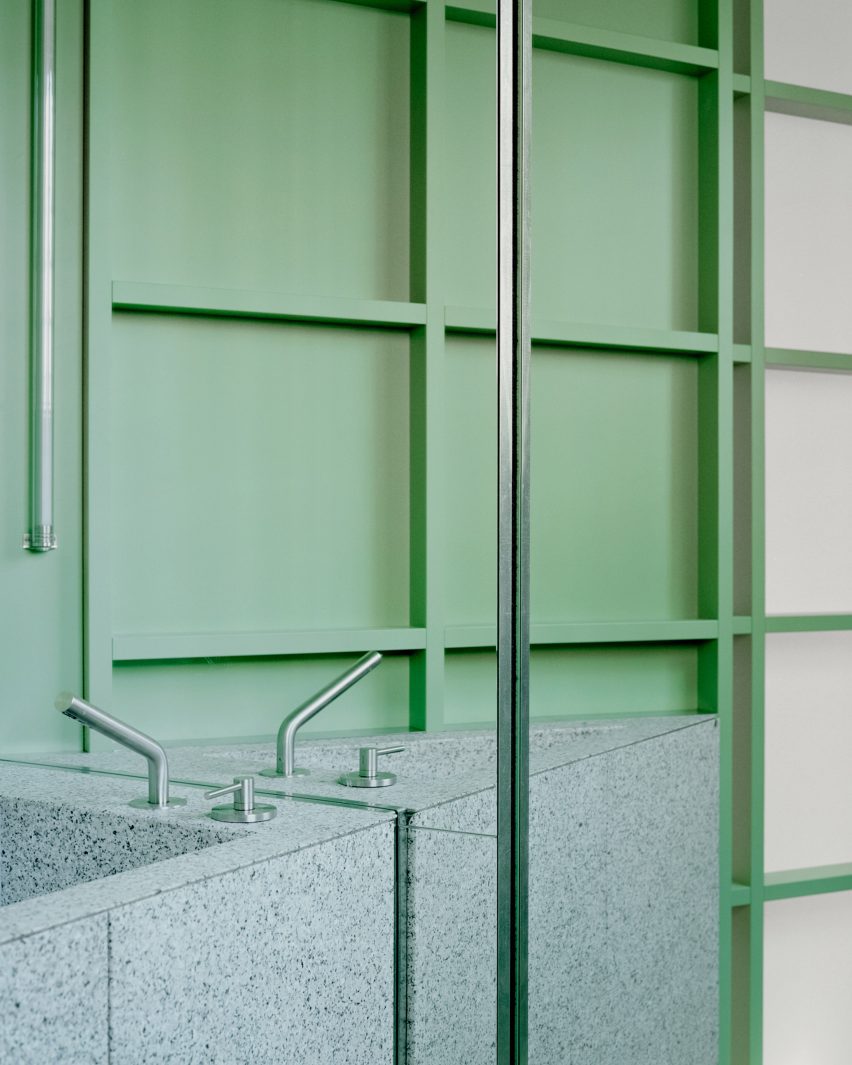 Bathroom sink by Studio Wok