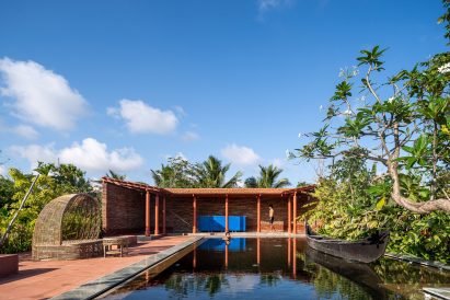 Pool at Indian house by Rain Studio