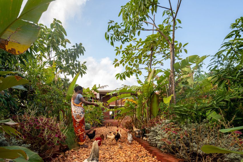 Courtyard house near Chennai by Rain Studio