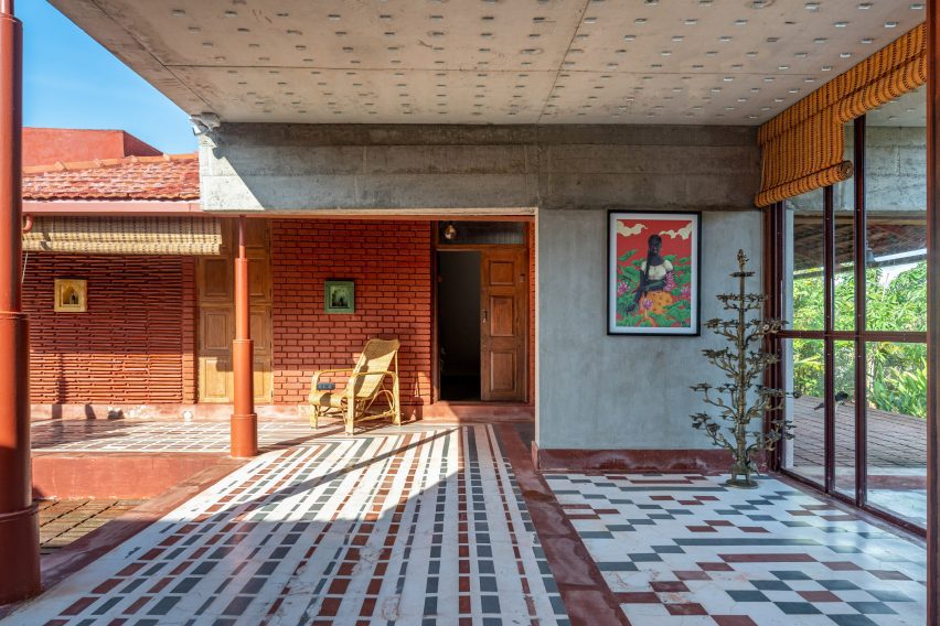 Courtyard house near Chennai by Rain Studio