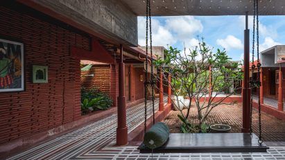 Indian courtyard house by Rain Studio