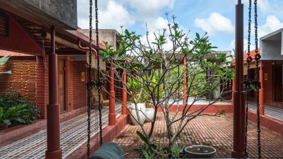 Indian courtyard house by Rain Studio