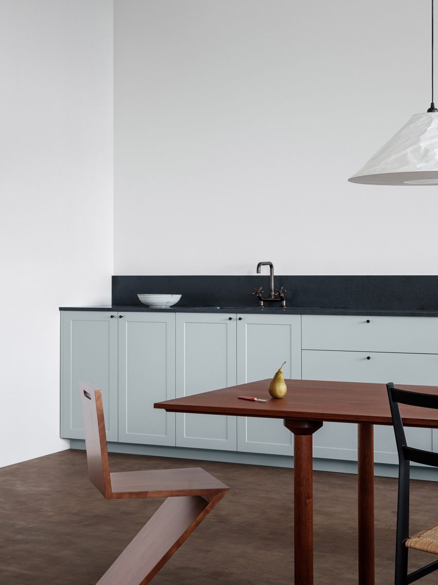 Shaker kitchen by Reform