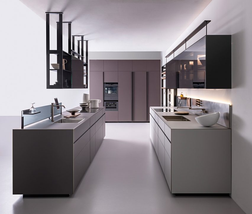 Riciclantica Outline kitchen by Valcucine