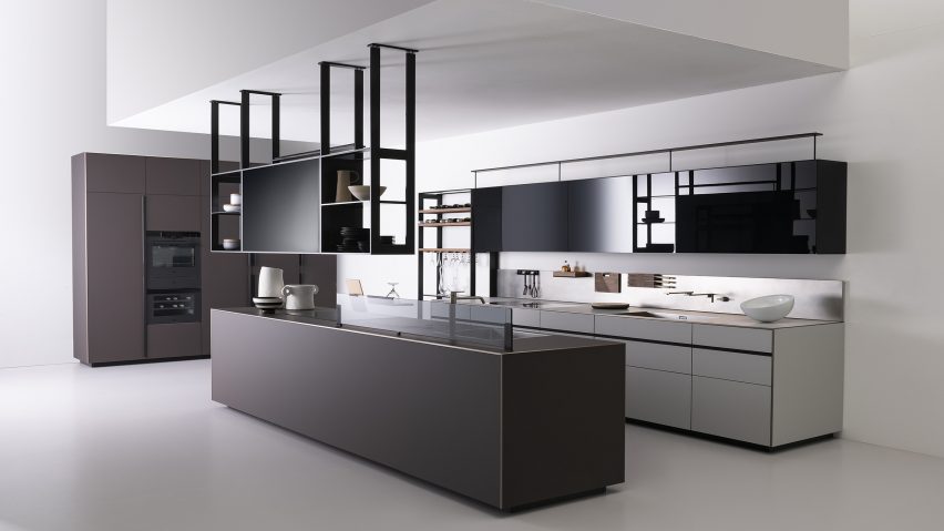 Riciclantica Outline kitchen by Valcucine