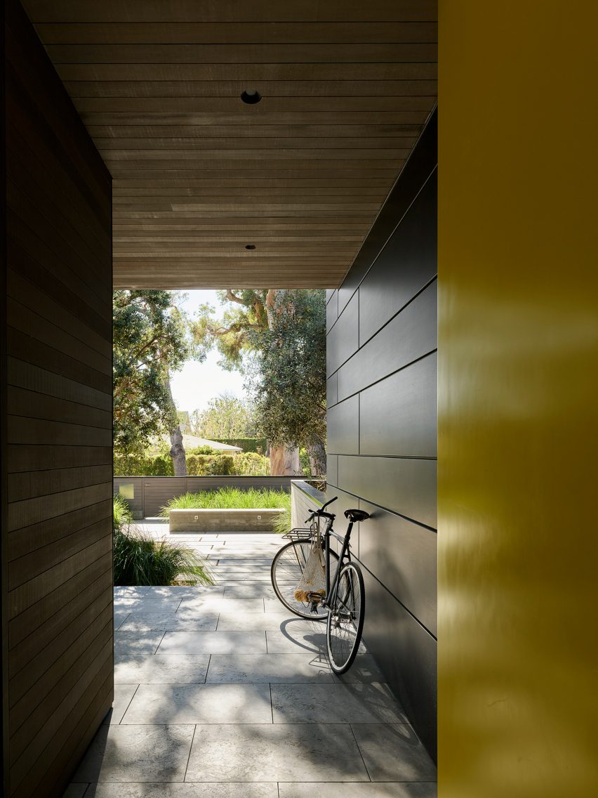 Santa Monica Modern House by Walker Warner Architects