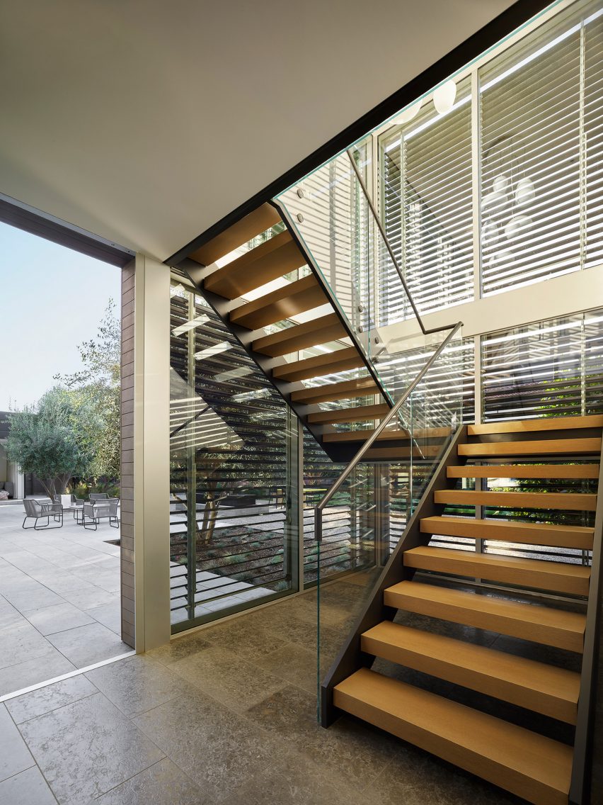 Santa Monica Modern House by Walker Warner Architects